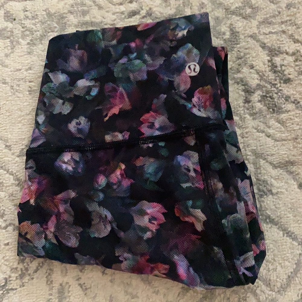 Lululemon Wunder Under Floral Multi